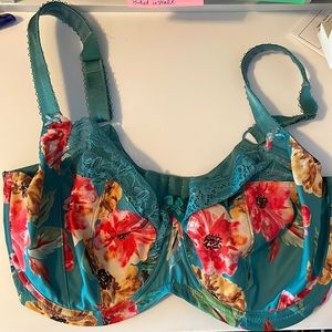 Sculptresse 34GG balconette, blue floral, fantastic condition